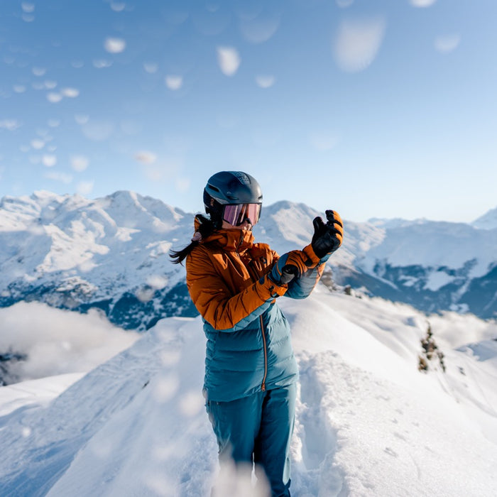 Choosing Ski and Snowboard Gear | Gloves and Mittens